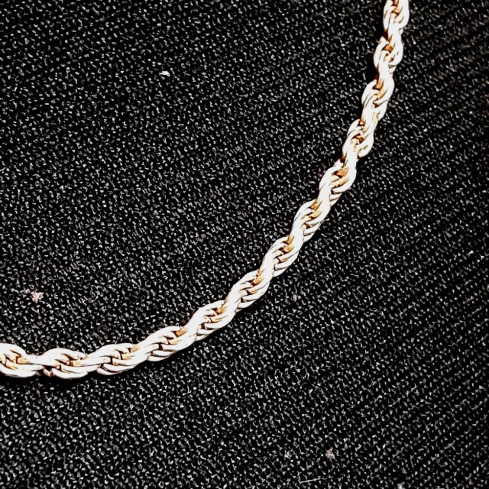*SOLD* .925 Sterling Silver Necklace Chain - Picture 3 of 5